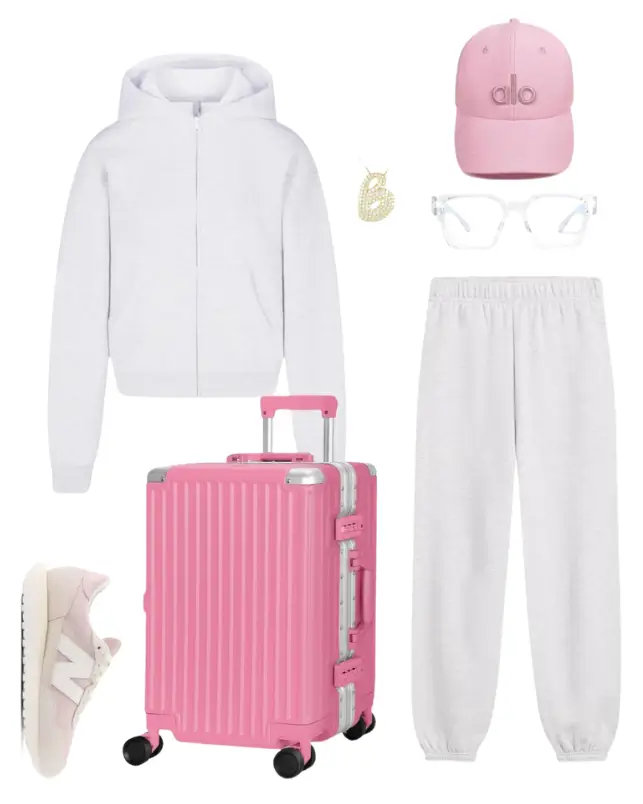 Stylish Travel Outfit 4